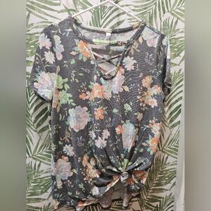 honeyme boutique T, size M, Floral